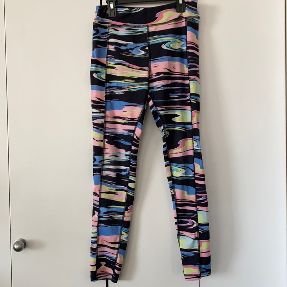 PRICE DROP! Girls athletic leggings